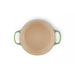 Cocotte En Fonte Ronde 24 Cm Bamboo Le Creuset Signature -Ustensiles De Cuisine Boutique cocotte en fonte ronde 24 cm bamboo le creuset signature 3