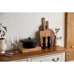 Cocotte En Fonte Ronde 24 Cm Noir Mat Le Creuset Signature -Ustensiles De Cuisine Boutique cocotte en fonte ronde 24 cm noir mat le creuset signature 5