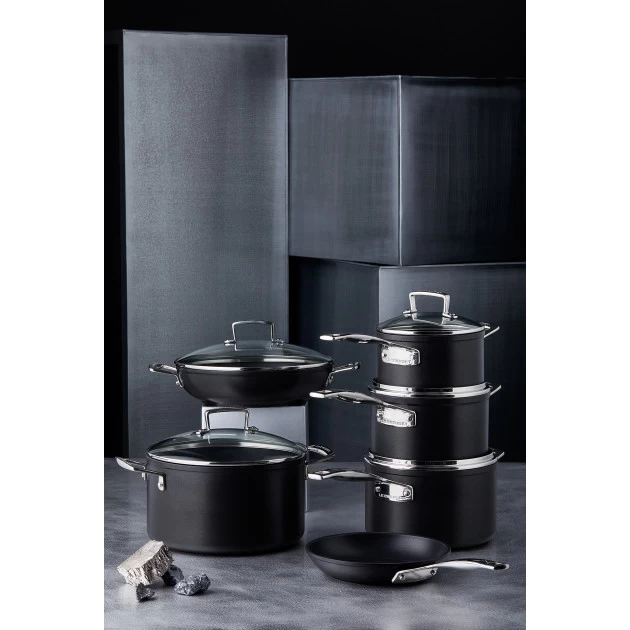 Faitout 24 Cm Anti-Adhérent Les Forgées Le Creuset 5 Faitout 24 Cm Anti-Adhérent Les Forgées Le Creuset – Image 3