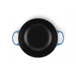 Marmite En Fonte 26 Cm Azur Le Creuset Signature 9 Marmite En Fonte 26 Cm Azur Le Creuset Signature -Ustensiles De Cuisine Boutique marmite en fonte 26 cm marseille le creuset signature 3