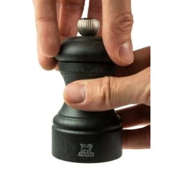 Moulin à Poivre Bistro 10 Cm Bois Graphite Peugeot -Ustensiles De Cuisine Boutique moulin a poivre bistro 10 cm bois graphite peugeot 2