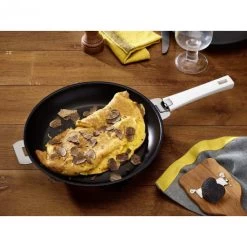 Poêle Mutine Ø 24 Cm Manche Amovible Anti-Adhésive Inox Cristel -Ustensiles De Cuisine Boutique poele mutine o 24 cm manche amovible anti adhesive inox cristel 3